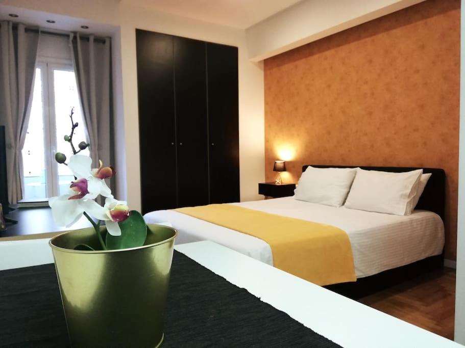 Modern Flat In City Center 아테네 외부 사진